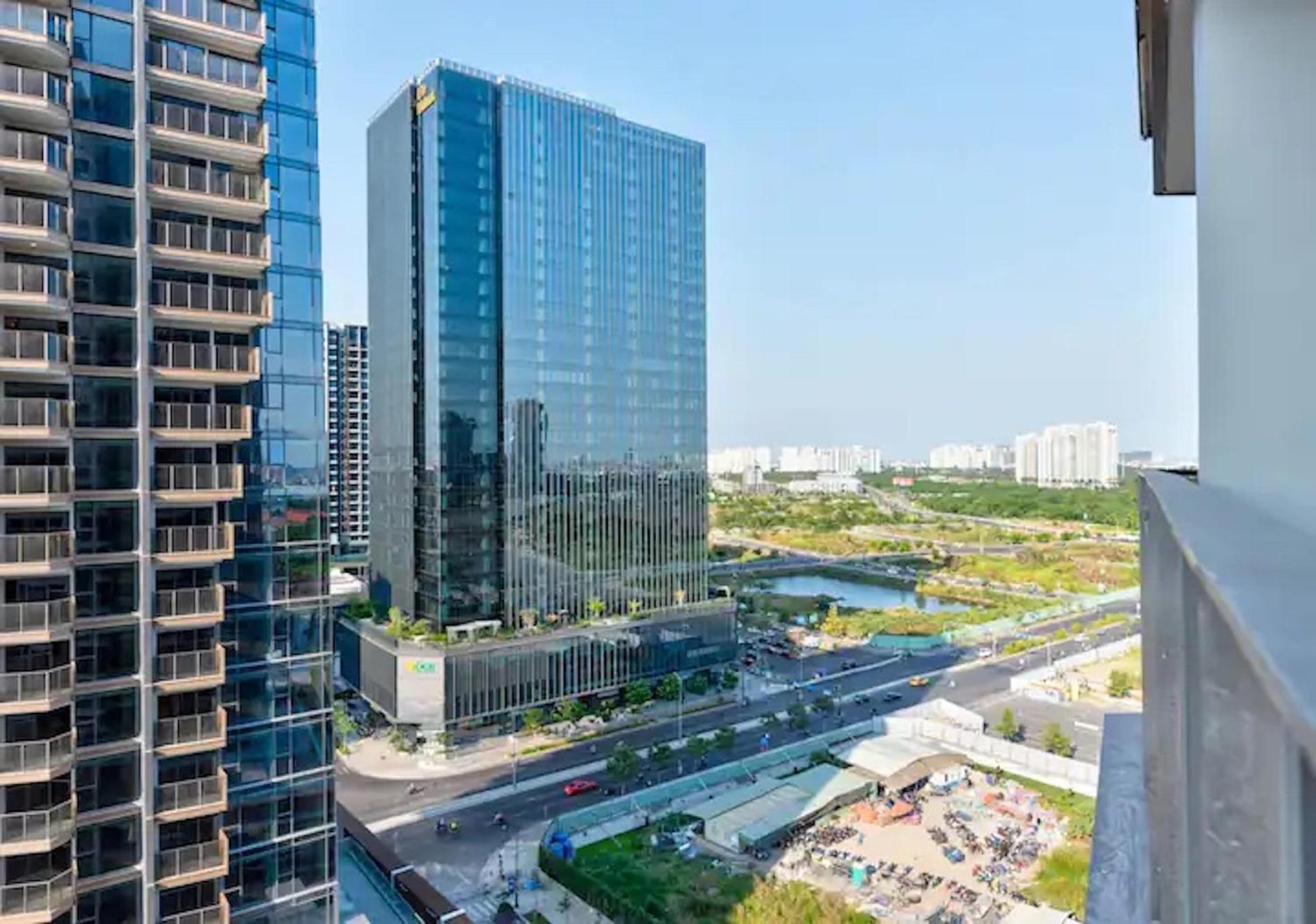 Zo Apartment Opera, Crest, Galleria -Central Saigon -Free Pool-Gym-Sauna Room-Yoga Room Ho Chi Minh City Exterior photo