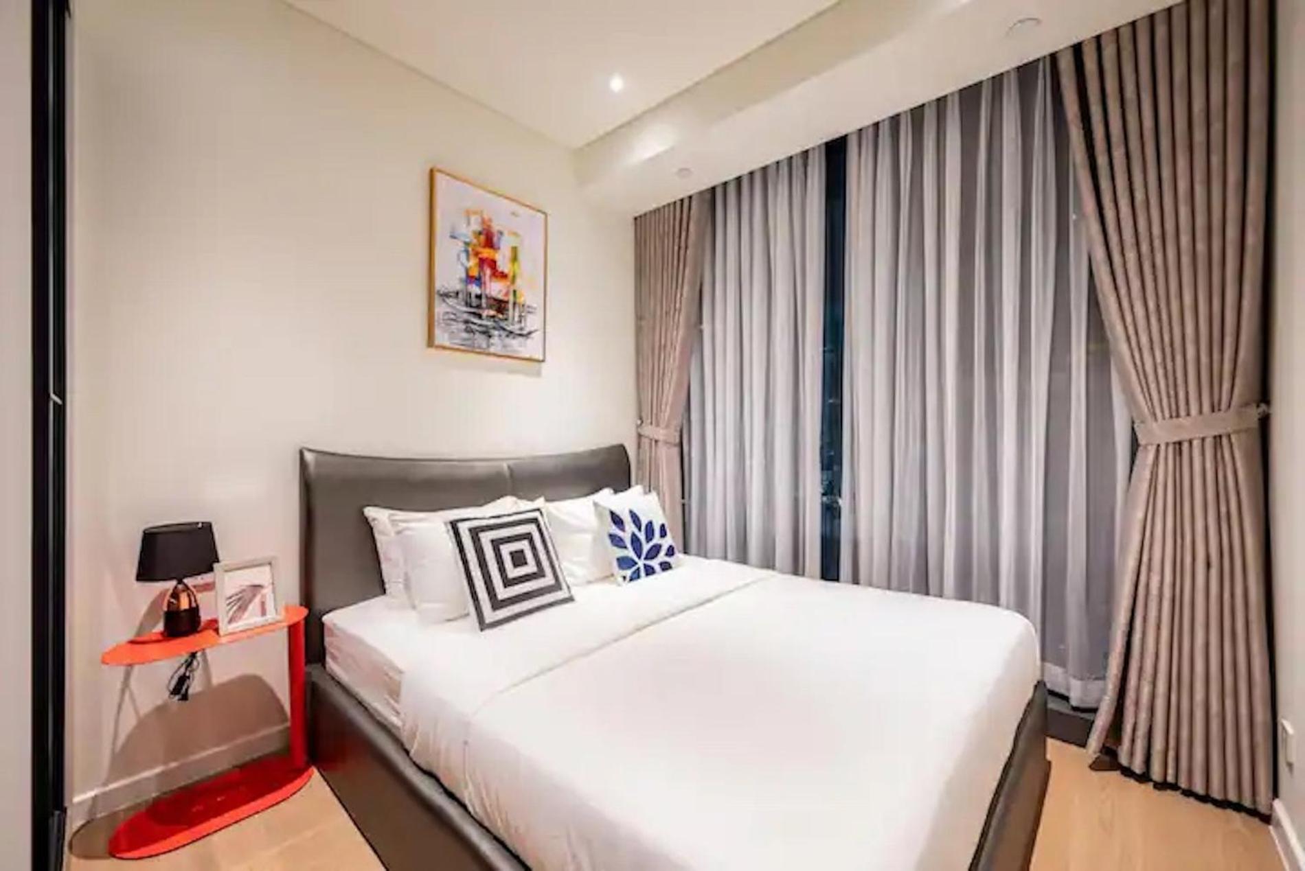 Zo Apartment Opera, Crest, Galleria -Central Saigon -Free Pool-Gym-Sauna Room-Yoga Room Ho Chi Minh City Exterior photo