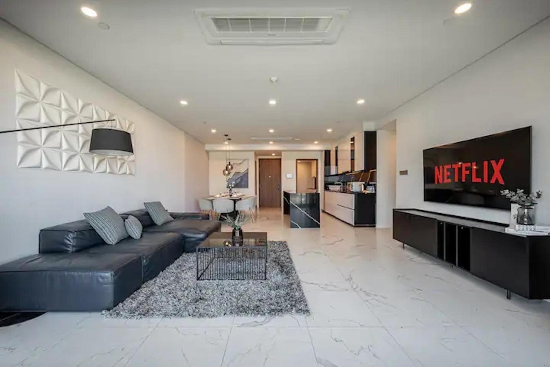 Zo Apartment Opera, Crest, Galleria -Central Saigon -Free Pool-Gym-Sauna Room-Yoga Room Ho Chi Minh City Exterior photo